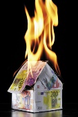 Eurohaus brennt